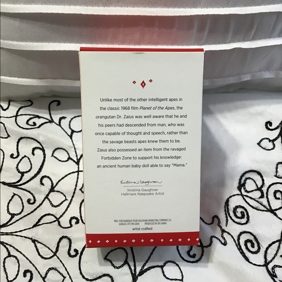 HALLMARK KEEPSAKE PLANET OF THE APES ORNAMENT-MIB - Picture 2 of 2